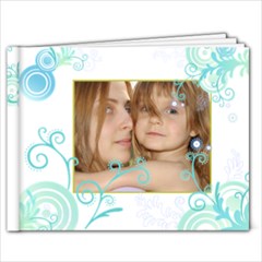 Family book - 9x7 Photo Book (20 pages)