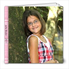 julia - 8x8 Photo Book (20 pages)