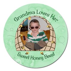 Grandma Loves Her Sweet Honey Bees Magnet 5 Round - Magnet 5  (Round)