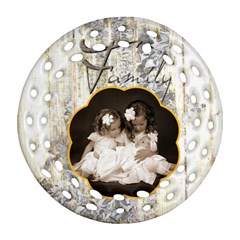 Family Single Sided Filagree Round Ornament - Ornament (Round Filigree)