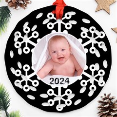 Snowflake 2011 Single side filigree Christmas Ornament - Ornament (Round Filigree)