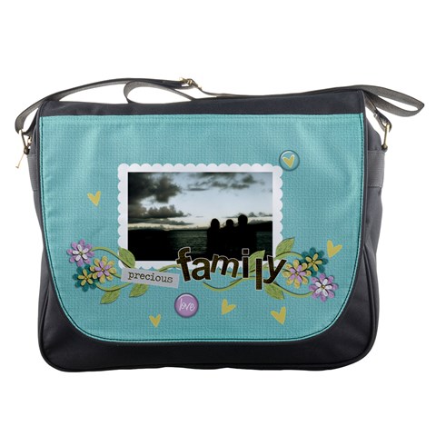 Messenger Bag Front