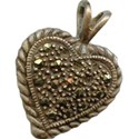 cwJOY-RusticCharm-heart1